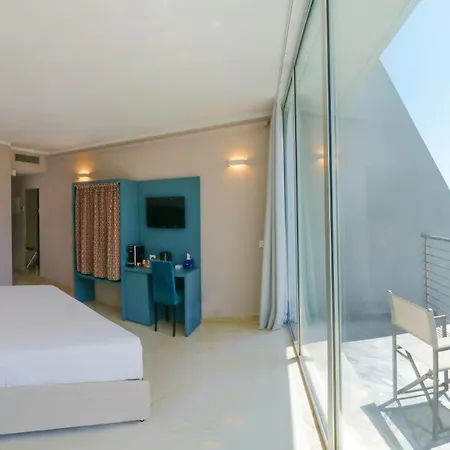 Cristallo Park 4*