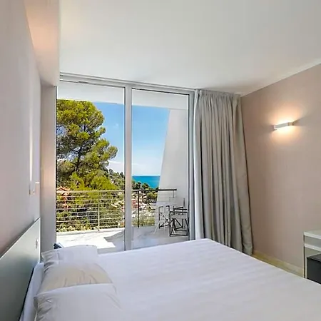 Hotel Cristallo Park 4*