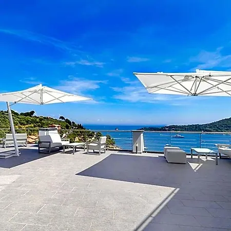 Cristallo Park 4*