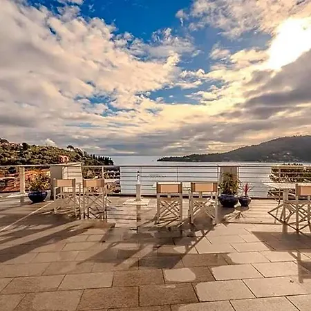 Cristallo Park 4*